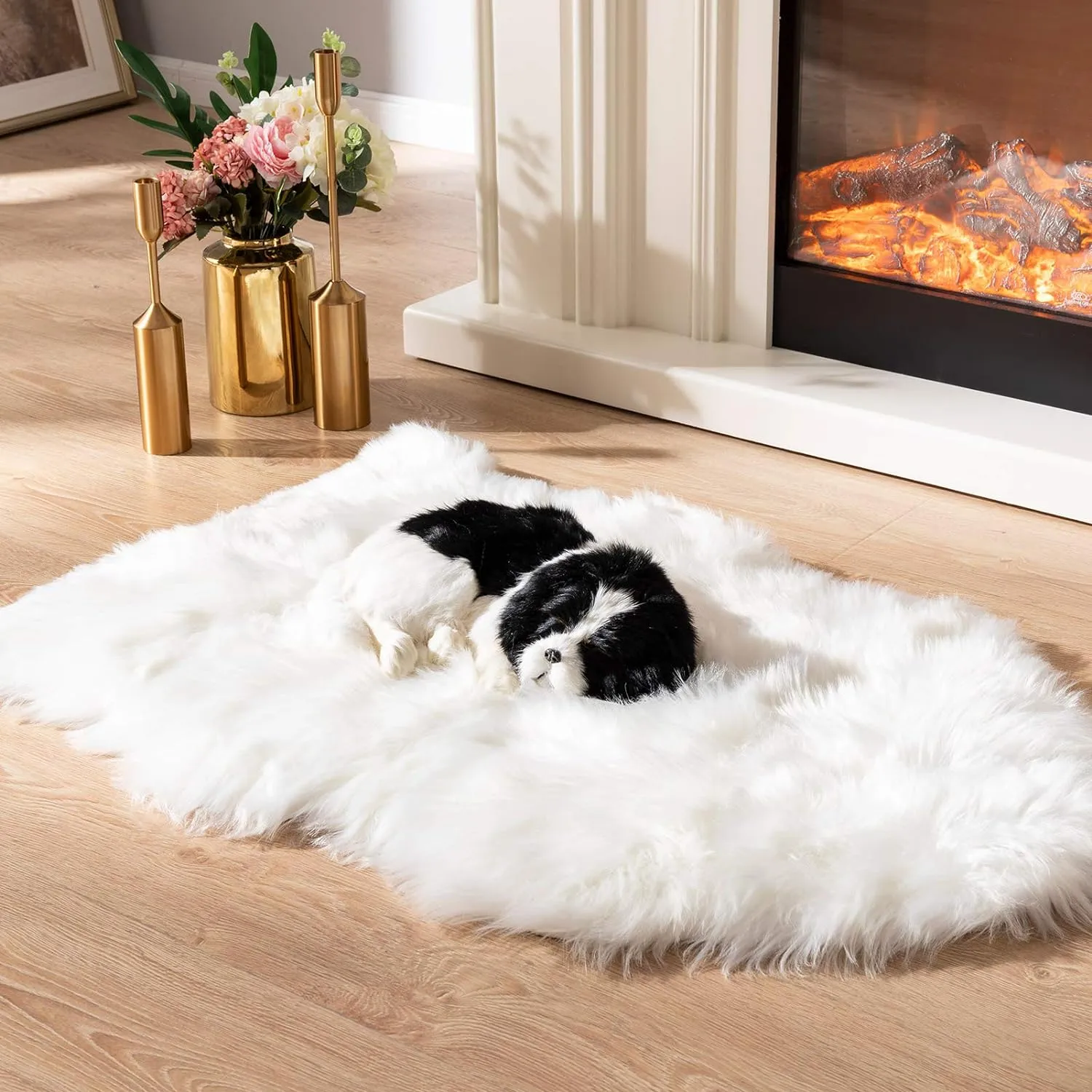 Asrug Faux Fur Dog Rug Plush and Fluffy Dog Mat Ultra Cozy Pet Throw Rug for Dogs Cats, Luxury Soft Faux Sheepskin Chair Cover Seat Pad Shag Fur Area Rugs for Bedroom, White, 24 by 36 inches