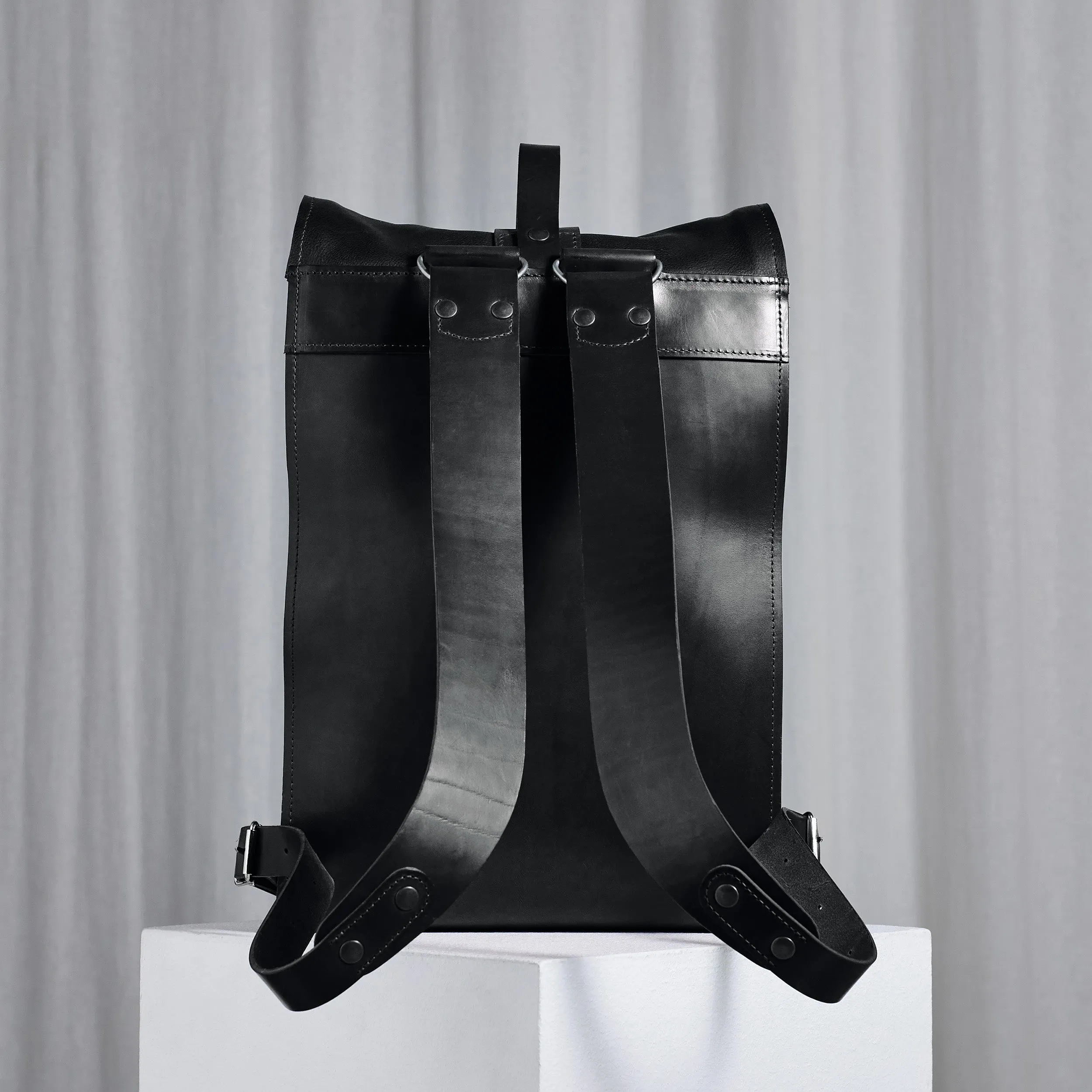 Black Small Fold Top – Leather Backpack