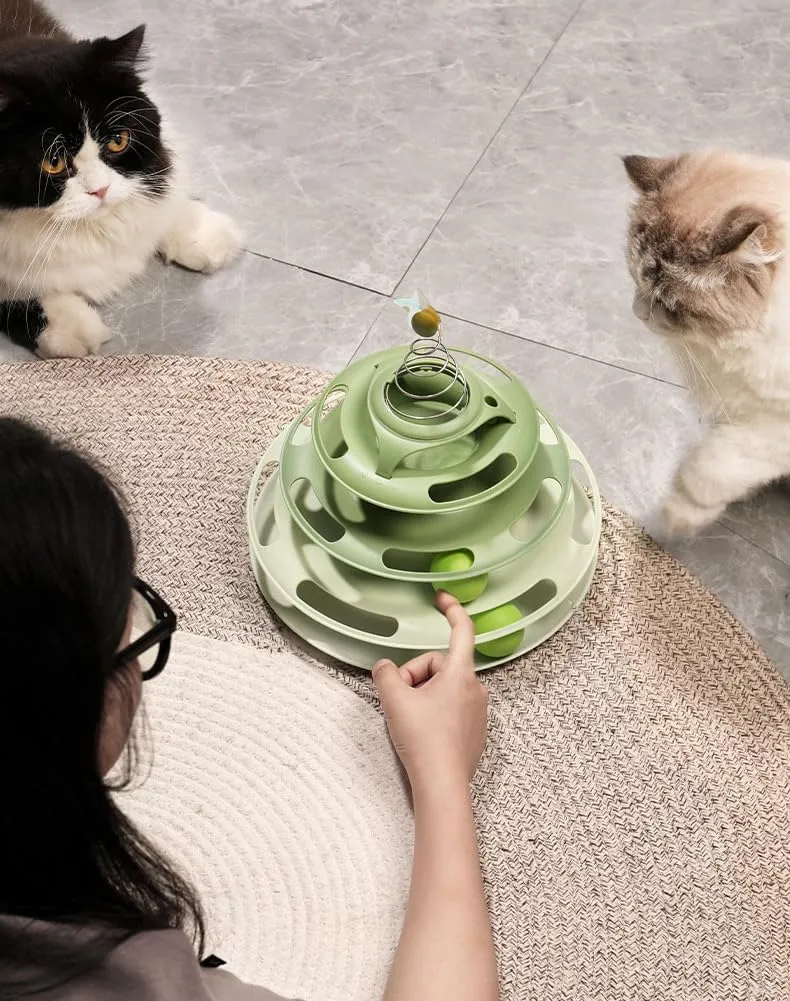 Free-Playing Star Cat Tower (Green), Cute Interactive Cat Toy with Rotating Balls and Shiny Star, Self-Entertainment for Indoor Cats