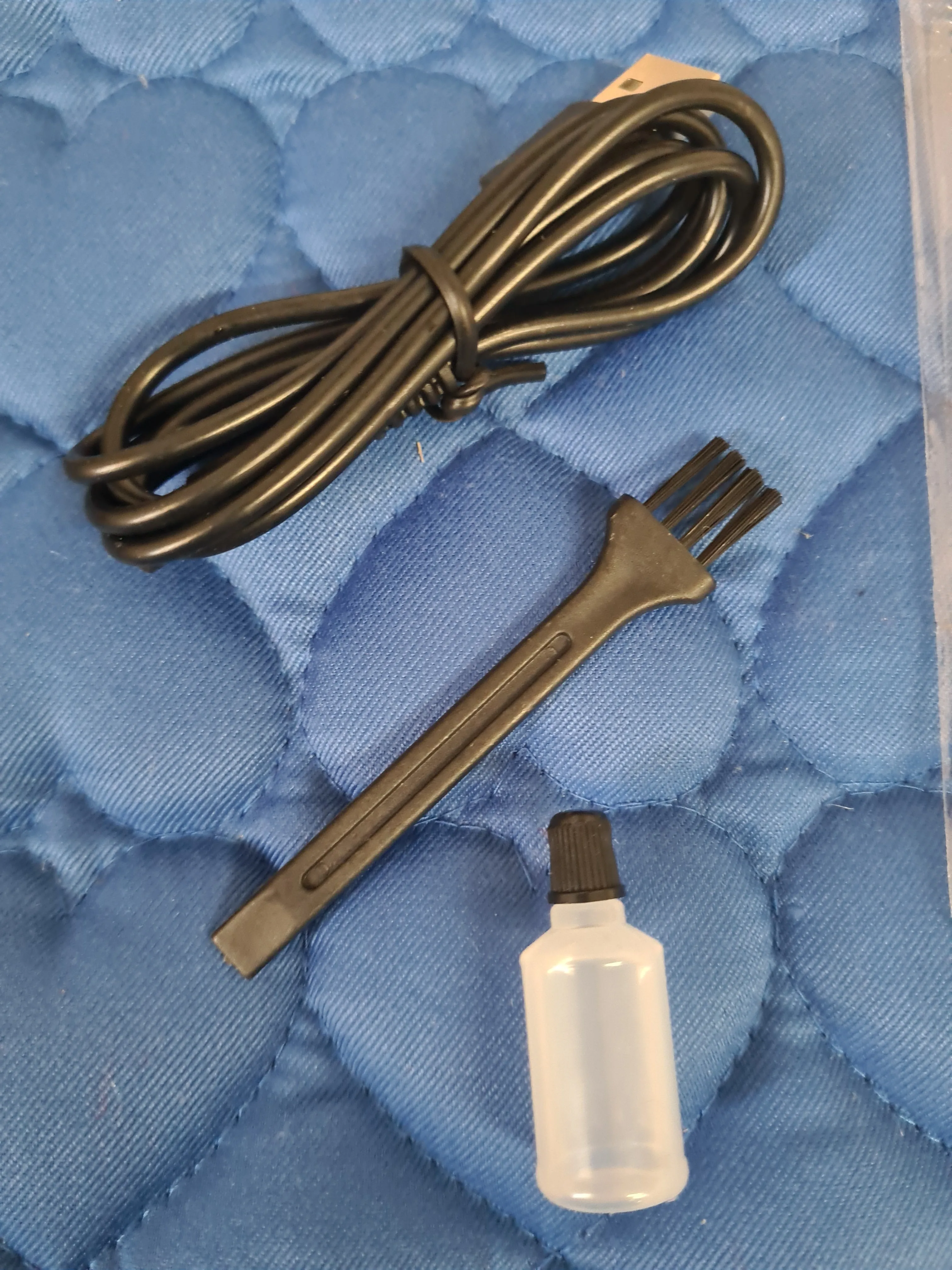 NEW IN BOX Wireless quiet Trimmers FREE POSTAGE 🟢