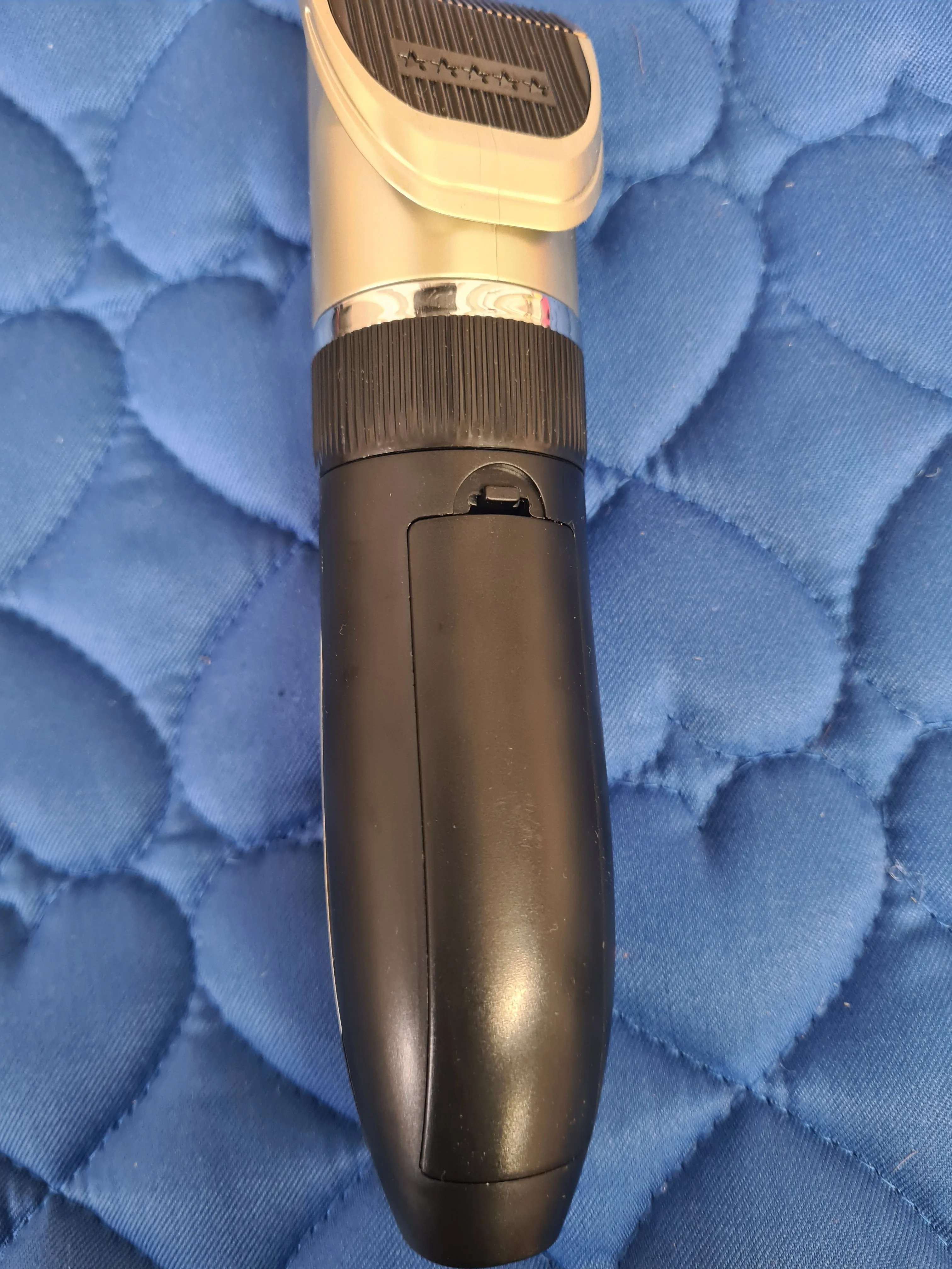 NEW IN BOX Wireless quiet Trimmers FREE POSTAGE 🟢
